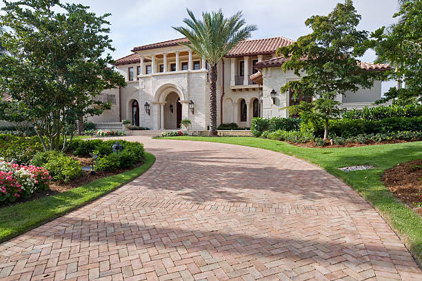  Youngstown, NY Driveway Pavers Pros